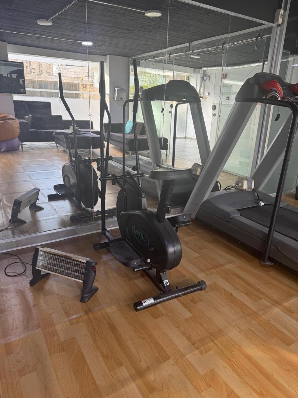 Weibdeh Heights Hotel Suites Ammán Kültér fotó