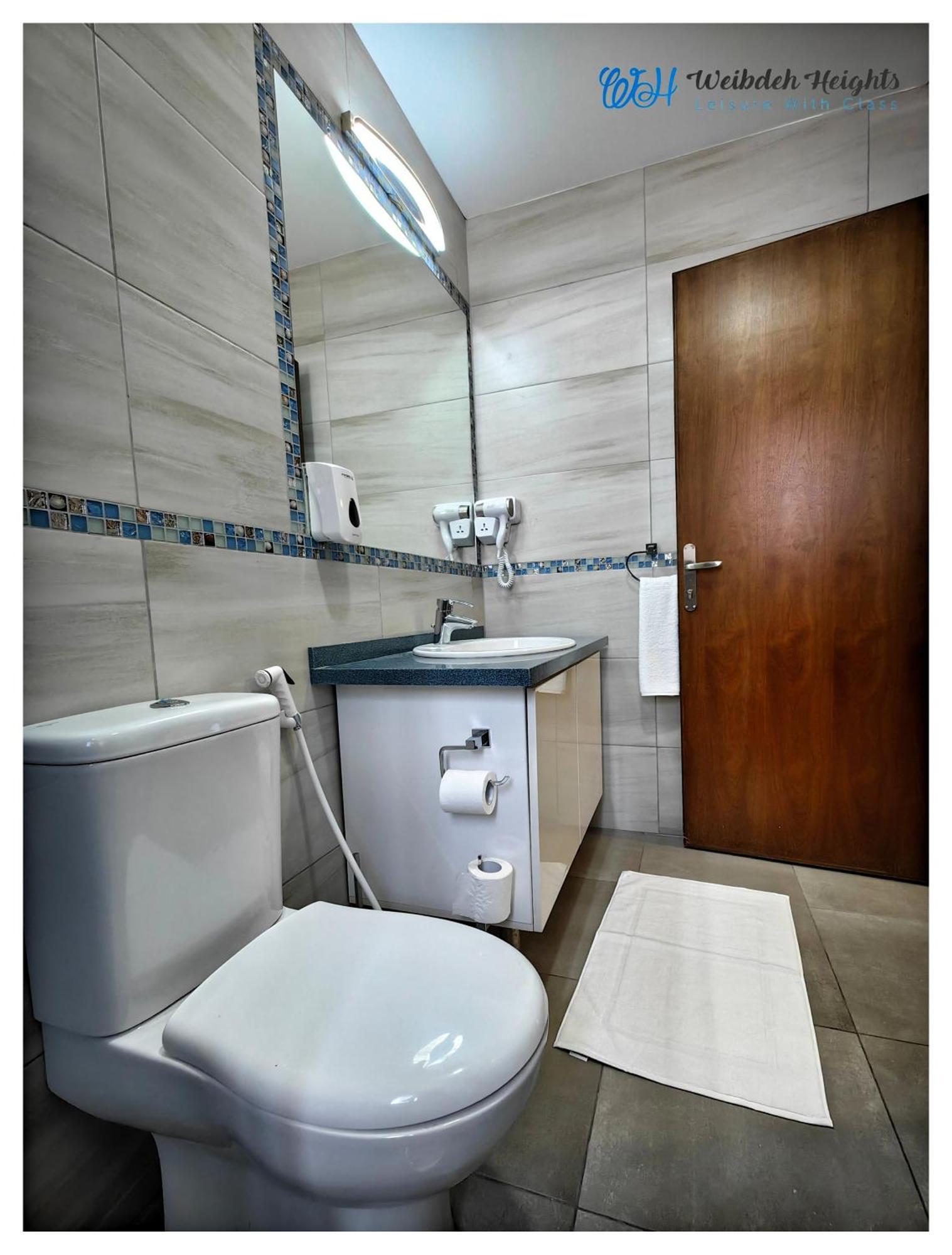 Weibdeh Heights Hotel Suites Ammán Kültér fotó