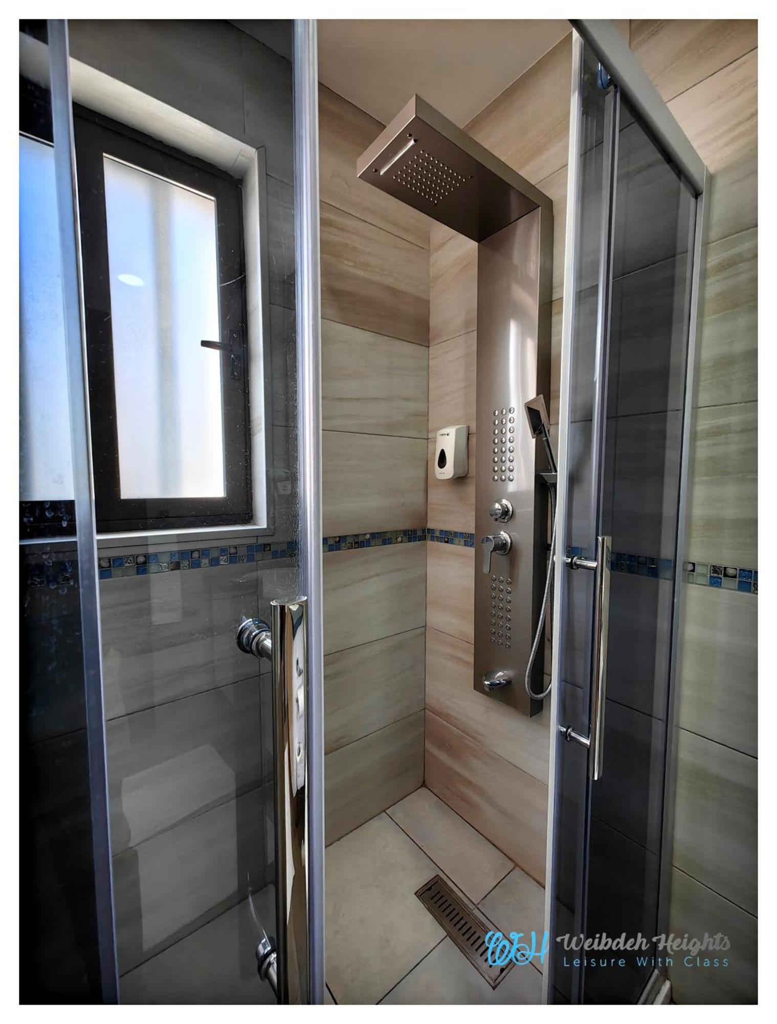 Weibdeh Heights Hotel Suites Ammán Kültér fotó